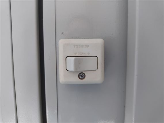 茨城県 2.83坪 中古 CT-41J スイッチ