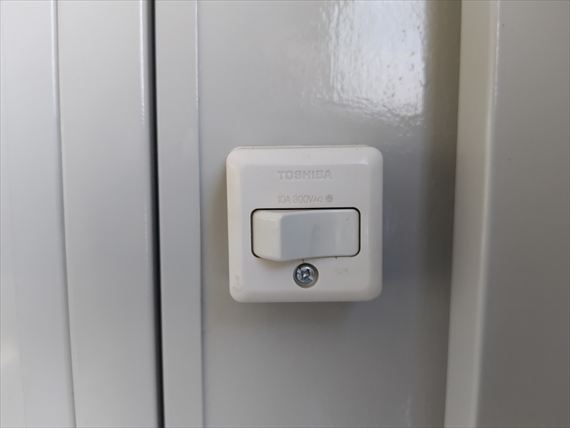 茨城県 2.83坪 中古 CT-41J スイッチ