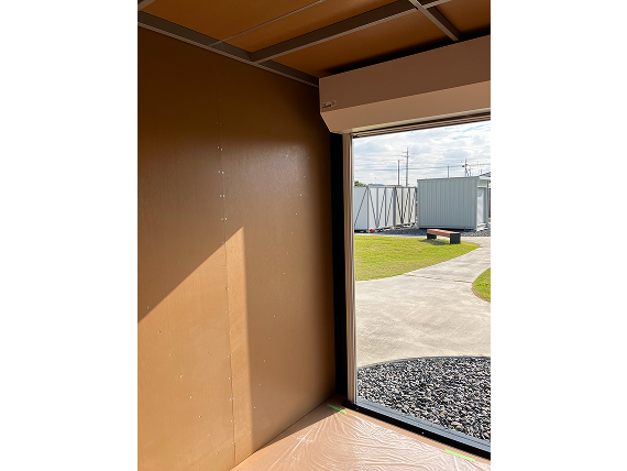 栃木県 1.60坪 新棟 Panda3 内観 開口部