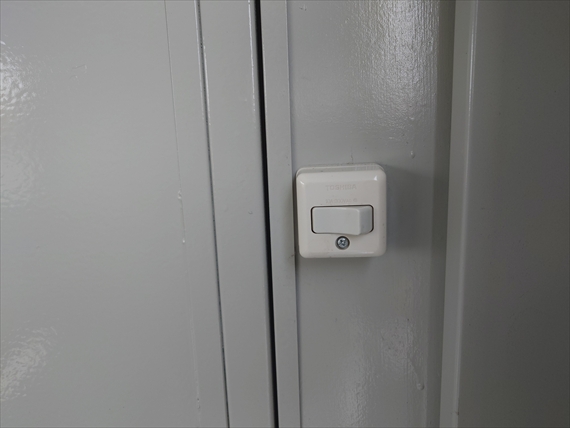 栃木県 2.16坪 中古 CT-32J スイッチ