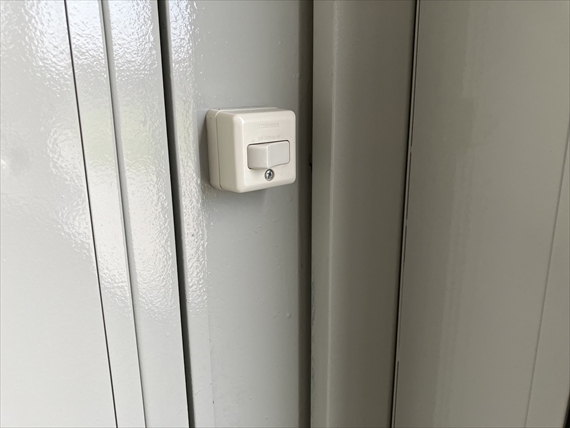 栃木県 2.16坪 中古 CT-32J スイッチ