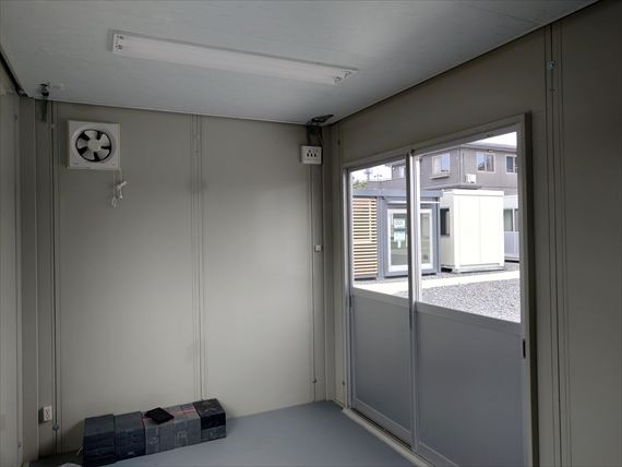 栃木県 2.93坪 中古 CT-42J 内観 エアコン