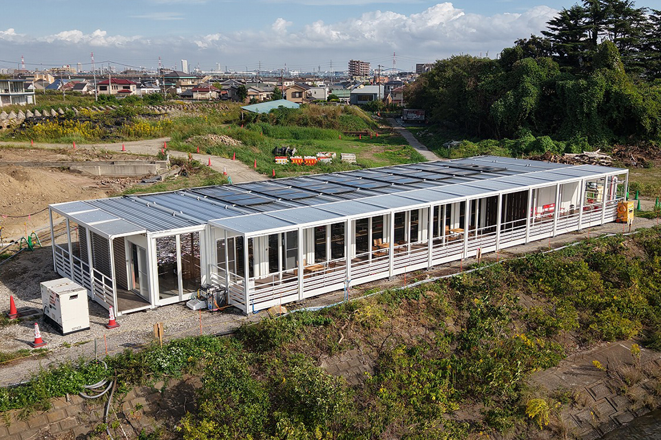 75MS1 12連棟 平家建て インナーバルコニー ユニットハウス・プレハブ・コンテナ